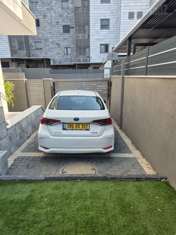 מודעת רכב טויוטה קורולה