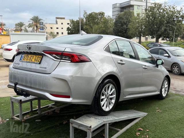 טויוטה קורולה