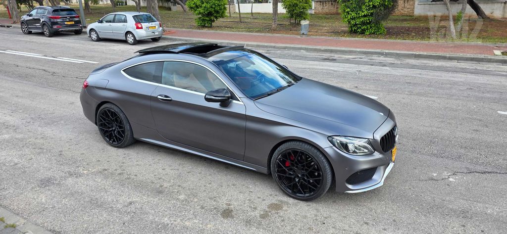 מודעת רכב מרצדס-בנץ C-class
