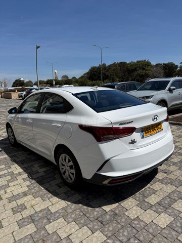 יונדאי אקסנט i25