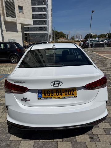 יונדאי אקסנט i25