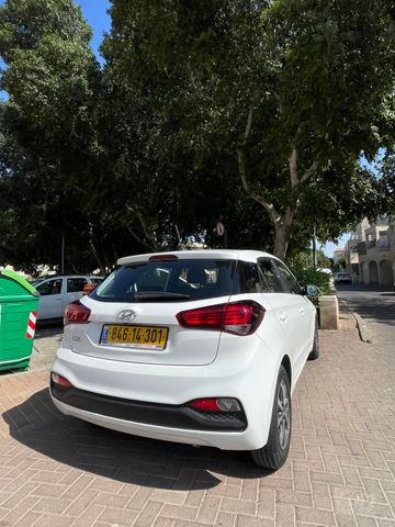 יונדאי i20