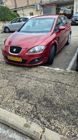 מודעת רכב סיאט לאון