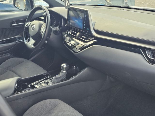 טויוטה C-HR