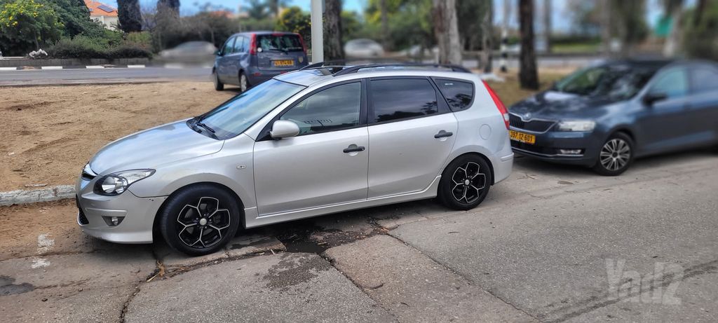 יונדאי i30