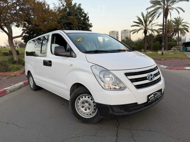 יונדאי H-1 / i800