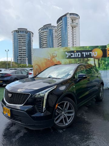 קאדילק XT4