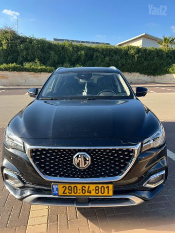 מודעת רכב אם ג'י EHS PHEV