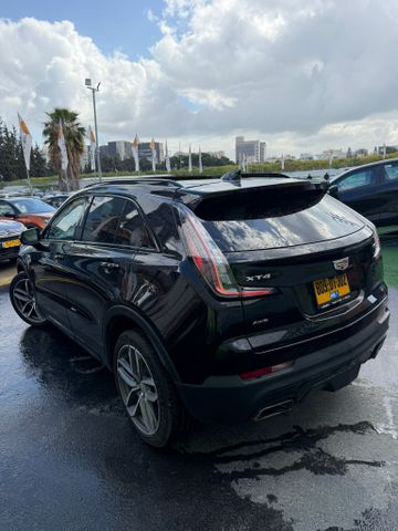 מודעת רכב קאדילק XT4