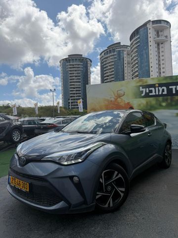 טויוטה C-HR