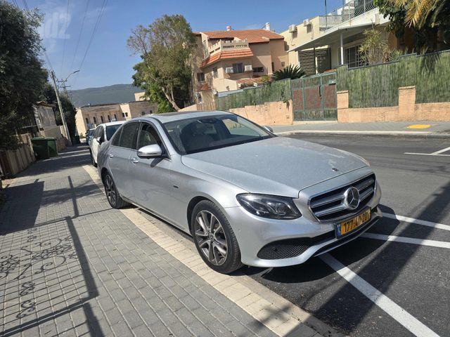 מרצדס-בנץ E-class