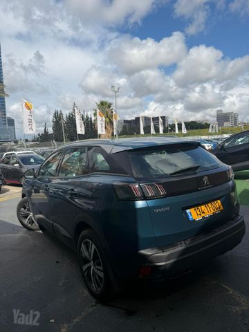 פיג'ו 3008