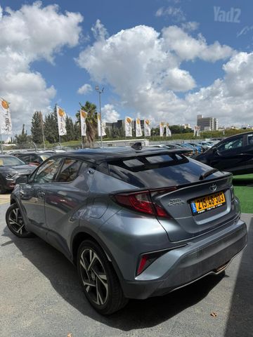 טויוטה C-HR
