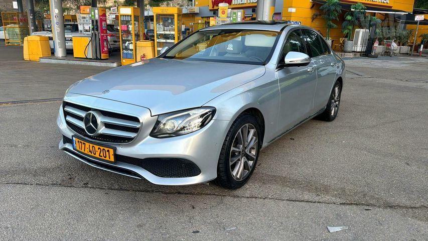 מודעת רכב מרצדס-בנץ E-class