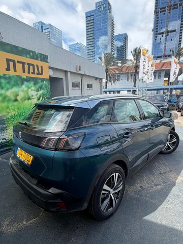 פיג'ו 3008