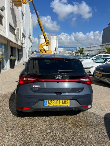 יונדאי i20