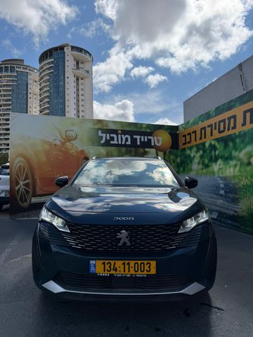 פיג'ו 3008