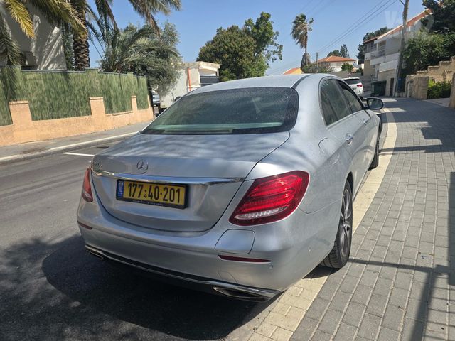 מרצדס-בנץ E-class