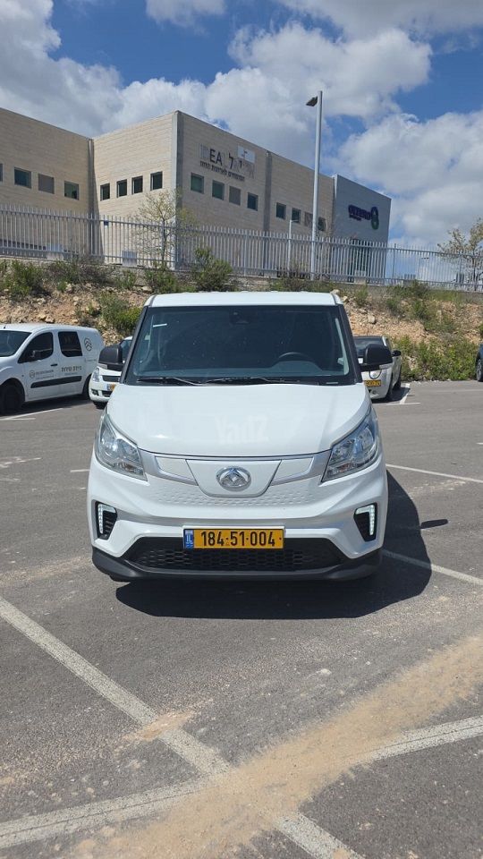 מודעת רכב מקסוס אי-דליוור 3