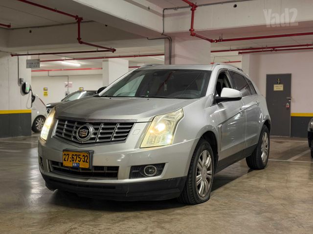 קאדילק SRX