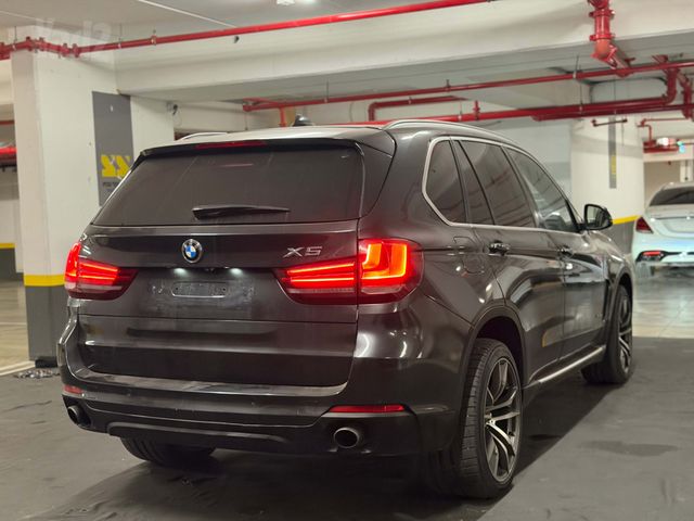 ב מ וו X5