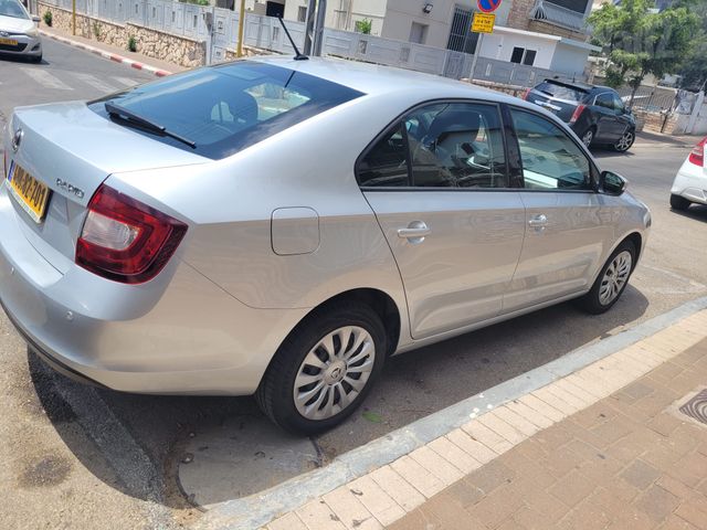 סקודה ראפיד