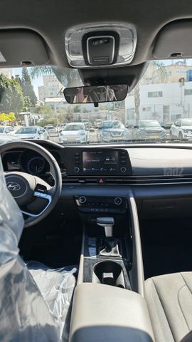 יונדאי אלנטרה