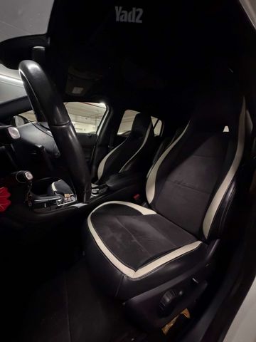 אינפיניטי Q30