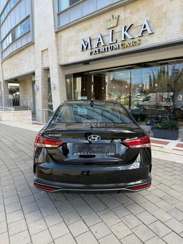 יונדאי אקסנט i25