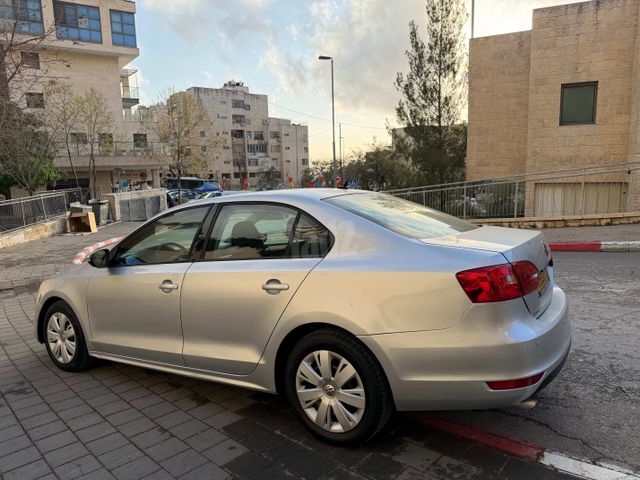 פולקסווגן ג'טה