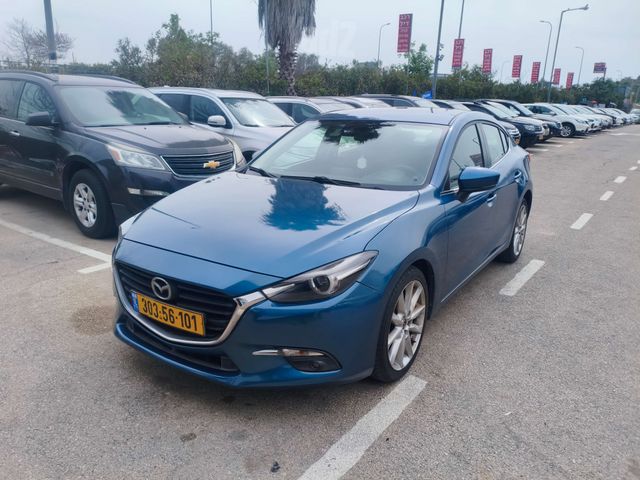 מודעת רכב מאזדה 3