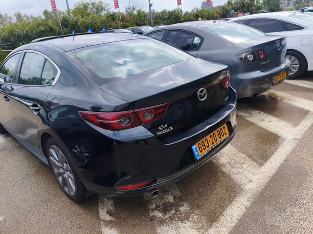 מאזדה 3