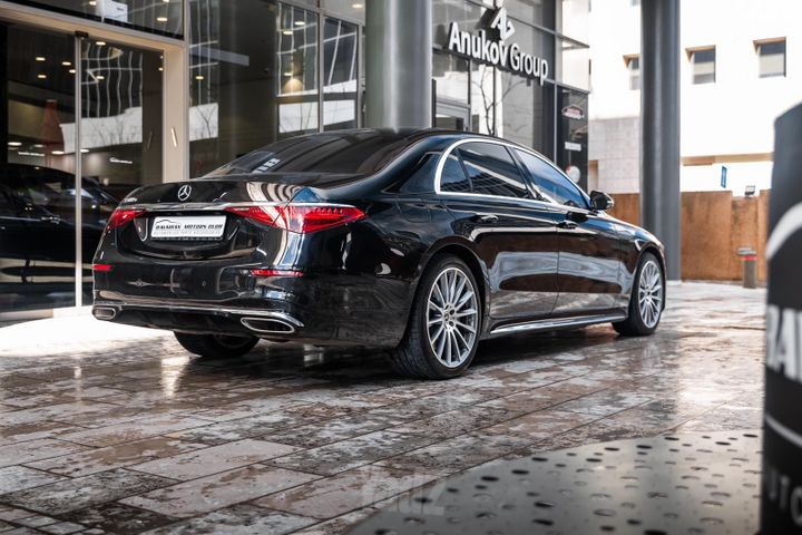 מרצדס-בנץ S-class