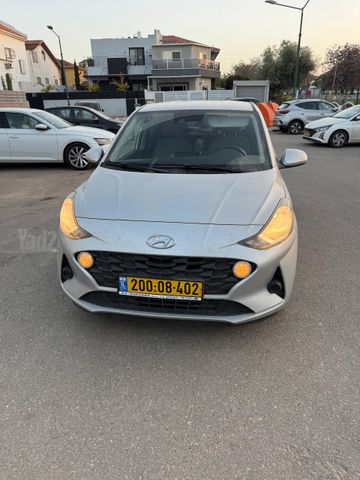 יונדאי i10