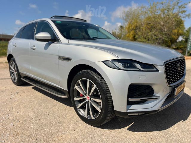 מודעת רכב יגואר F-Pace 1