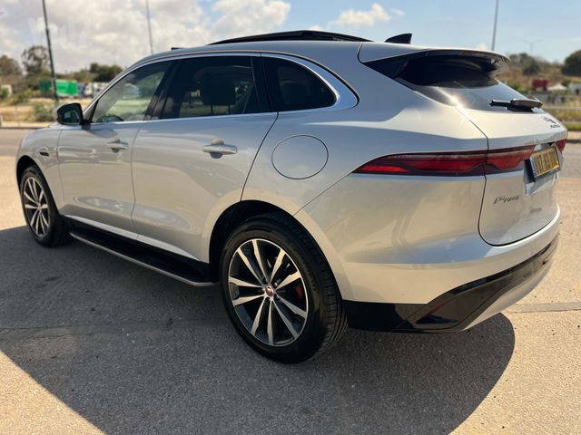 מודעת רכב יגואר F-Pace