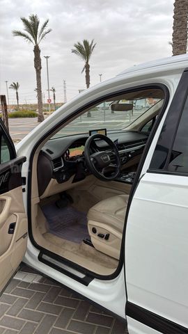 אאודי Q7