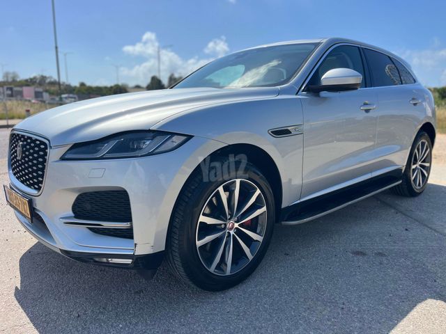 מודעת רכב יגואר F-Pace 2