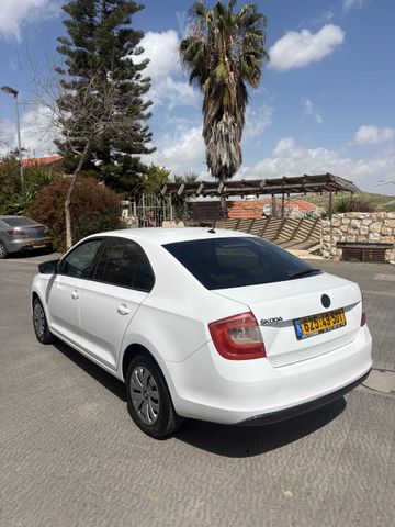 סקודה ראפיד