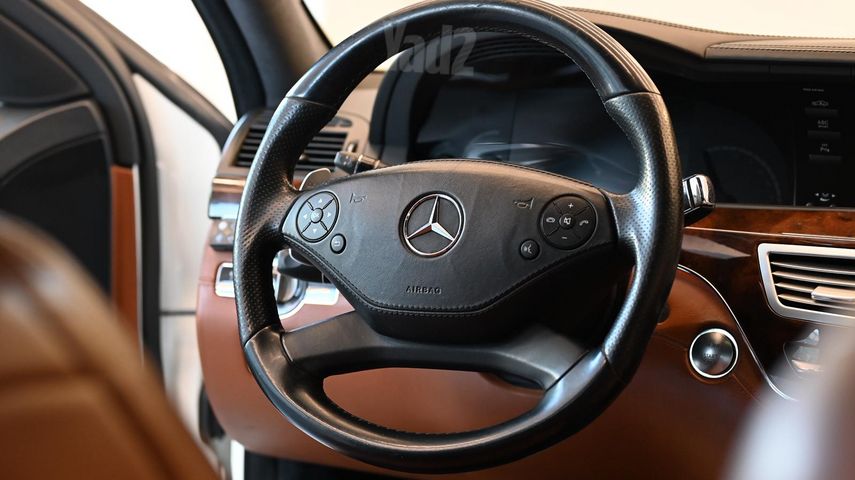 מרצדס-בנץ S-class