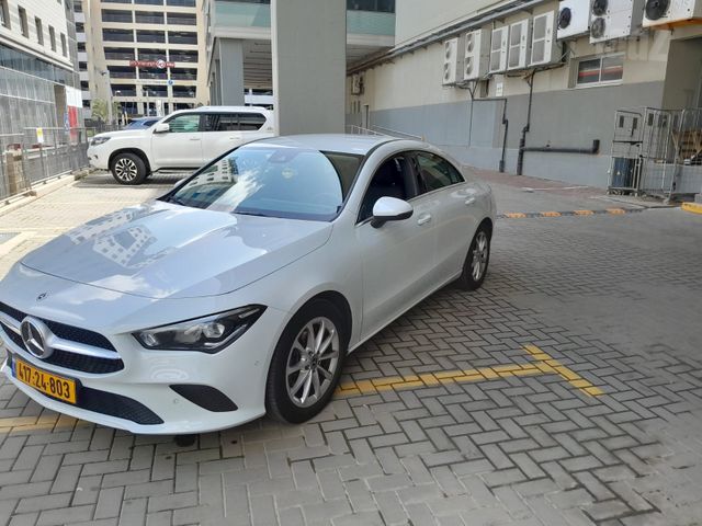 CLA Exclusive CLA 180 אוט׳ 1.3 (136 כ״ס)