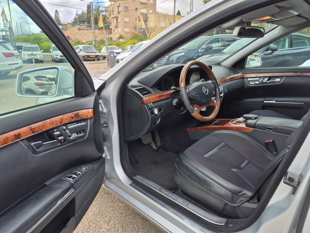 מרצדס-בנץ S-class