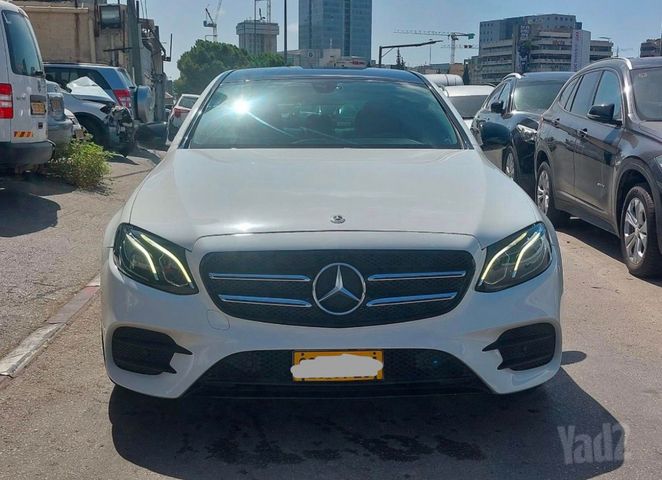מודעת רכב מרצדס-בנץ E-class