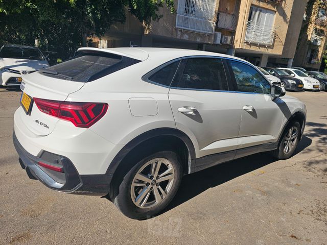 אאודי Q3
