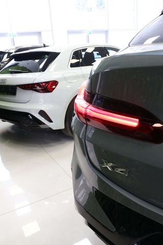 ב מ וו X4