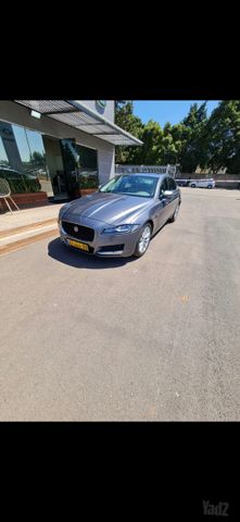 מודעת רכב יגואר XF