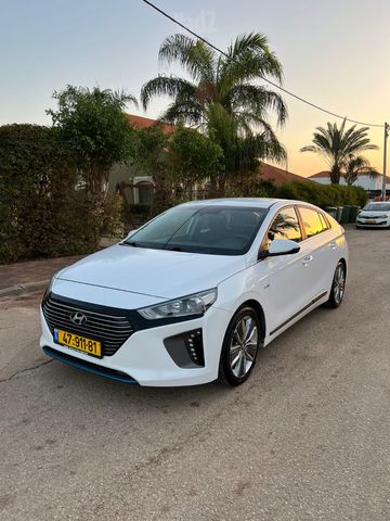 יונדאי איוניק