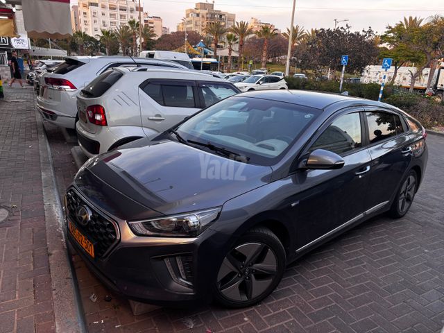 יונדאי איוניק