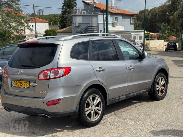 יונדאי סנטה פה