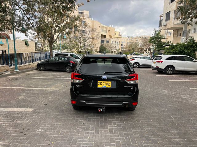 מודעת רכב סובארו פורסטר 2